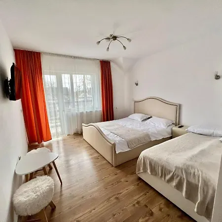 Garden Case de vacanță