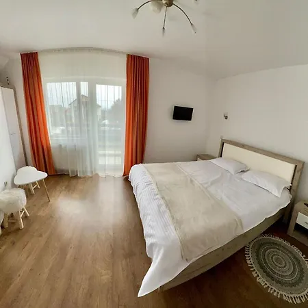 Case de vacanță Garden Brașov