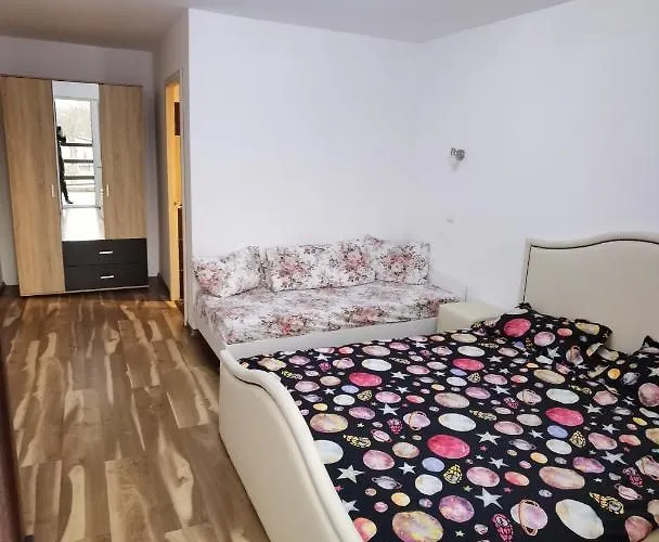 Semesterbostad Garden Braşov